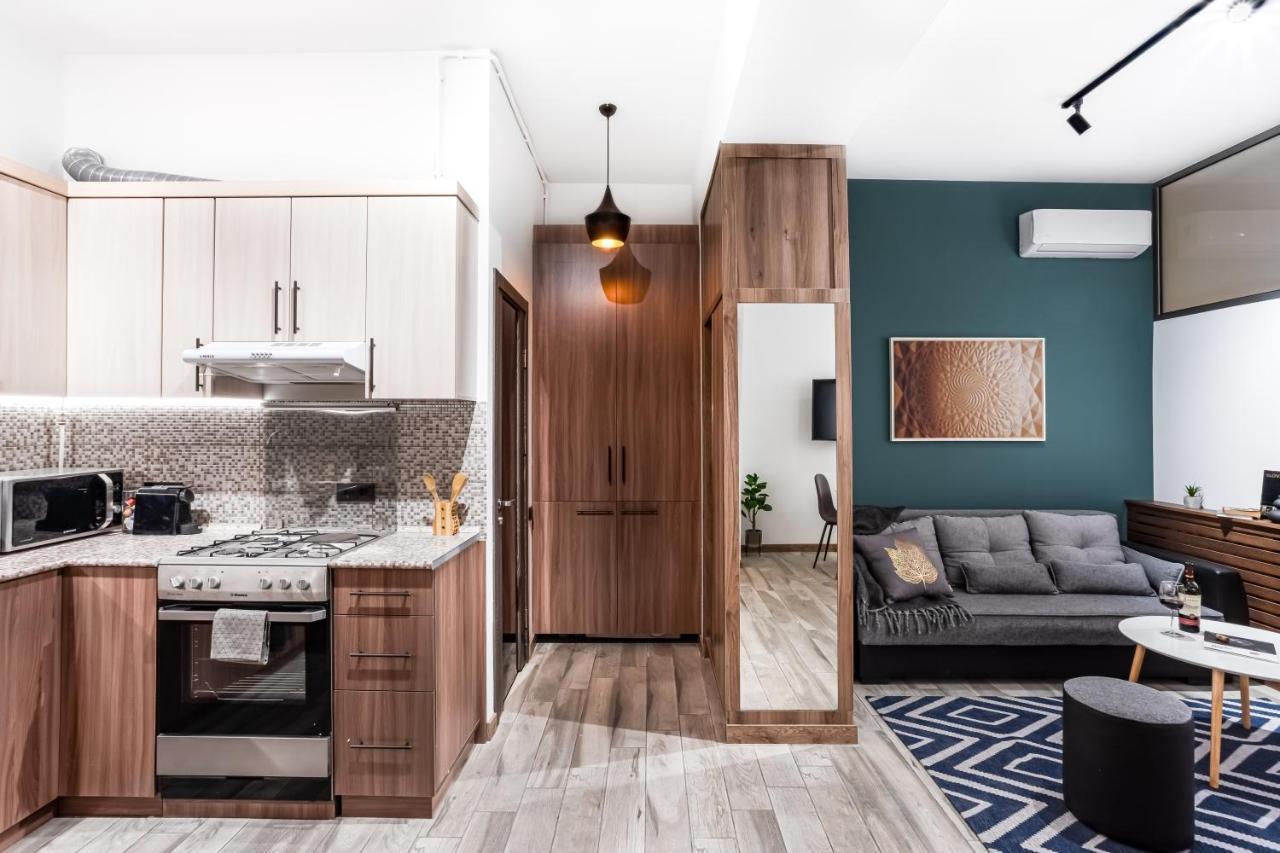Hotelise I Tonic Apartment Ереван Екстериор снимка